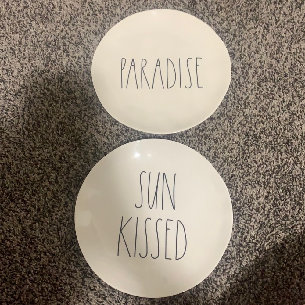 Rae Dunn - Set of 2 Plates - NWT